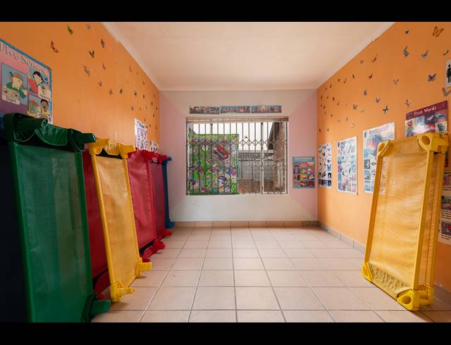 400M² BUSINESS FOR SALE IN OAKDENE